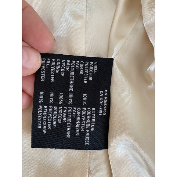 Marc New York Andrew Marc Faux Fur Vest Beautiful White/ Cream Color Women's XL - Picture 7 of 16